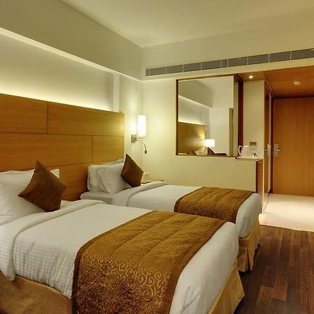Hotel Platinum Райкот Стая снимка