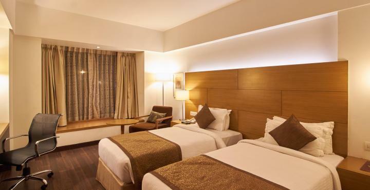 Hotel Platinum Райкот Екстериор снимка