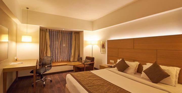 Hotel Platinum Райкот Екстериор снимка