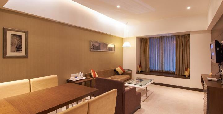 Hotel Platinum Райкот Екстериор снимка
